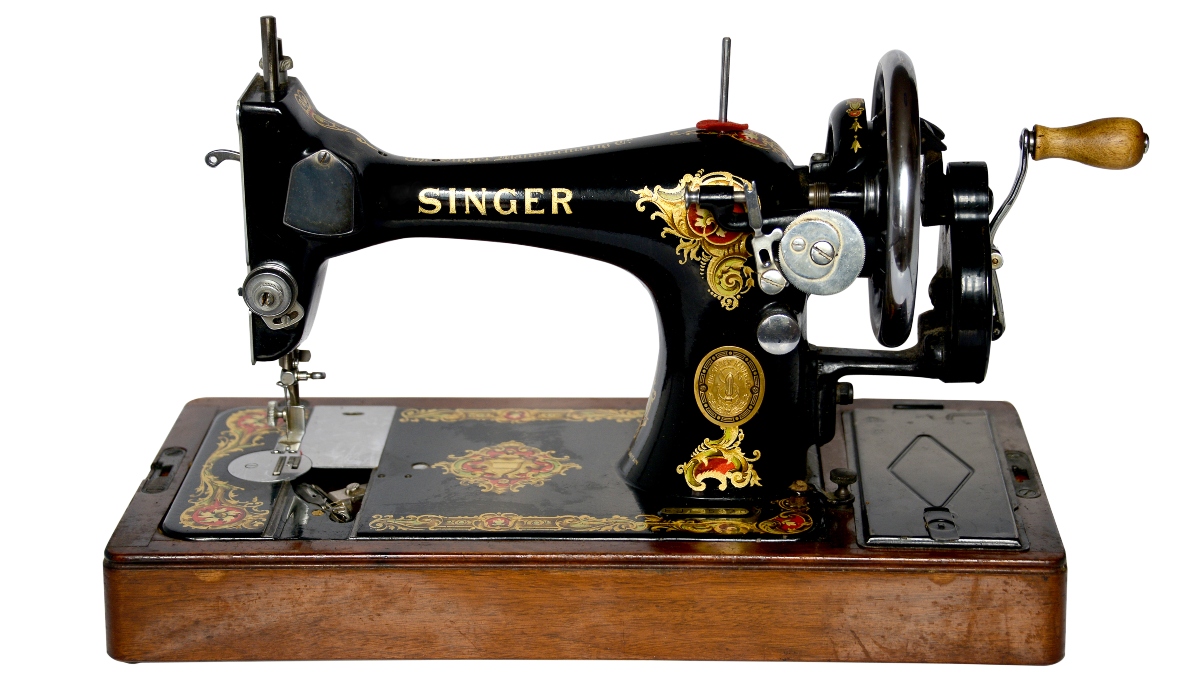 How to check old Singer sewing machine value? Tips to know its real worth