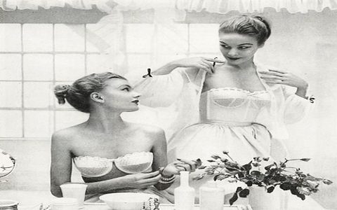 How to buy a 1950 bra? Tips for choosing retro bras easily!