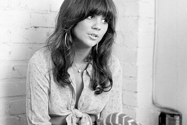 Sexy Linda Ronstadt influence today? Compare and find out cool things!