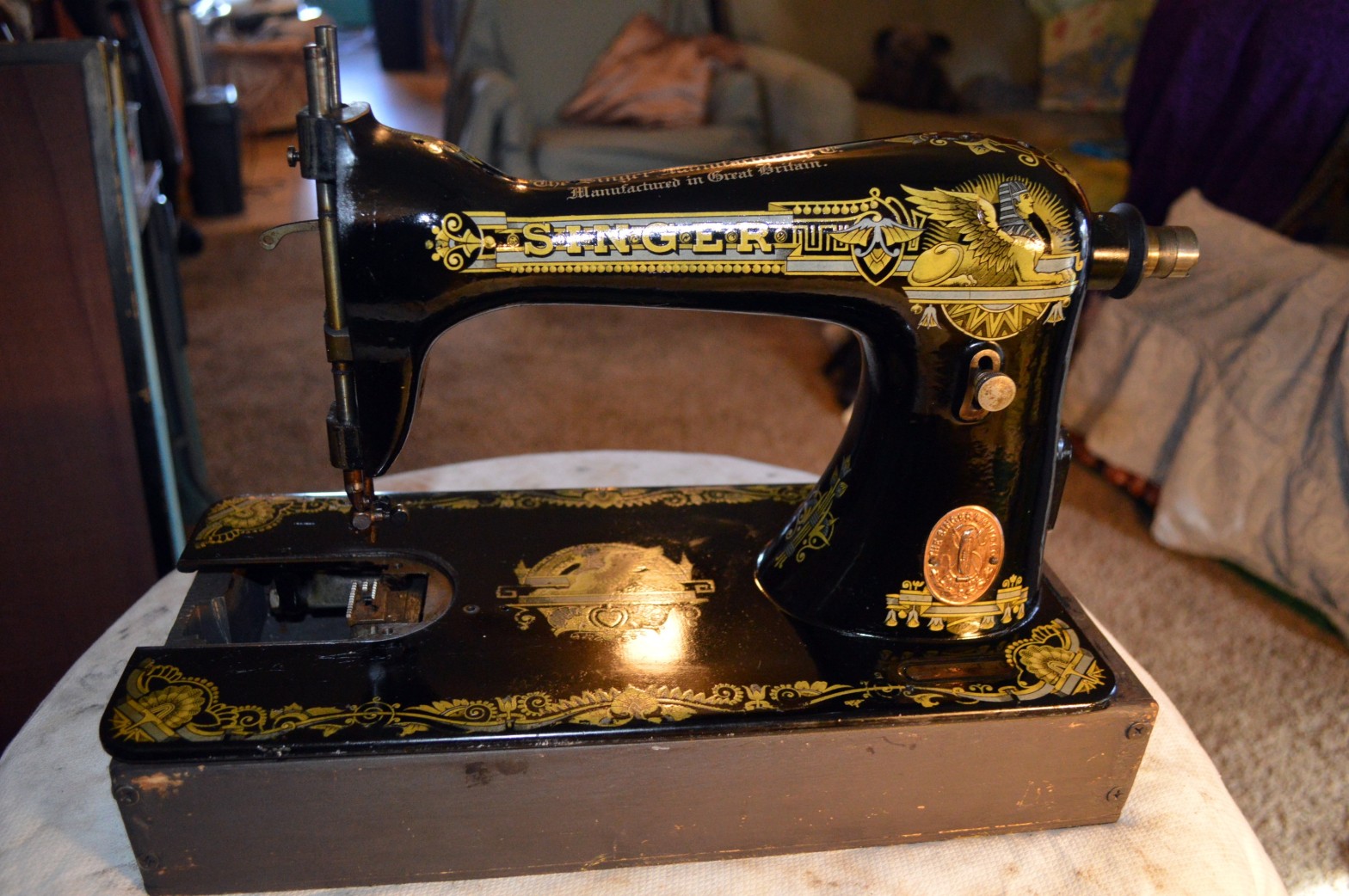 Restore Old Singer Sewing Machines: Simple Steps for Antique Machine Care