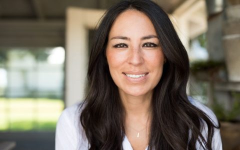 Joanna Gaines makeup favorites must have items for her glowing skin look