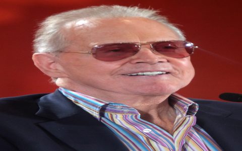 What happened to lee majors and farrah fawcett? (Life updates explained for fans!)