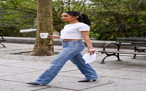 How to style Gitanos jeans easily? Top looks and fashion tips!
