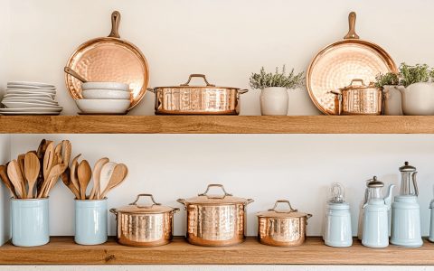 How to clean vintage stoneware dishes easily? (simple tricks for shiny results!)