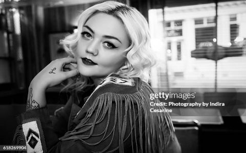 cool images of elle king learn ways to get copyright free pics