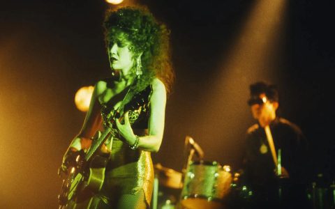 How to Find Carolyn Dennis Songs? 5 Easy Ways to Discover Her Music!